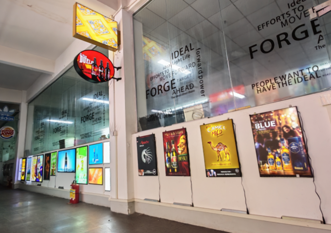 Raw Material Price Trends for Signage & Advertising Displays: Secure ...